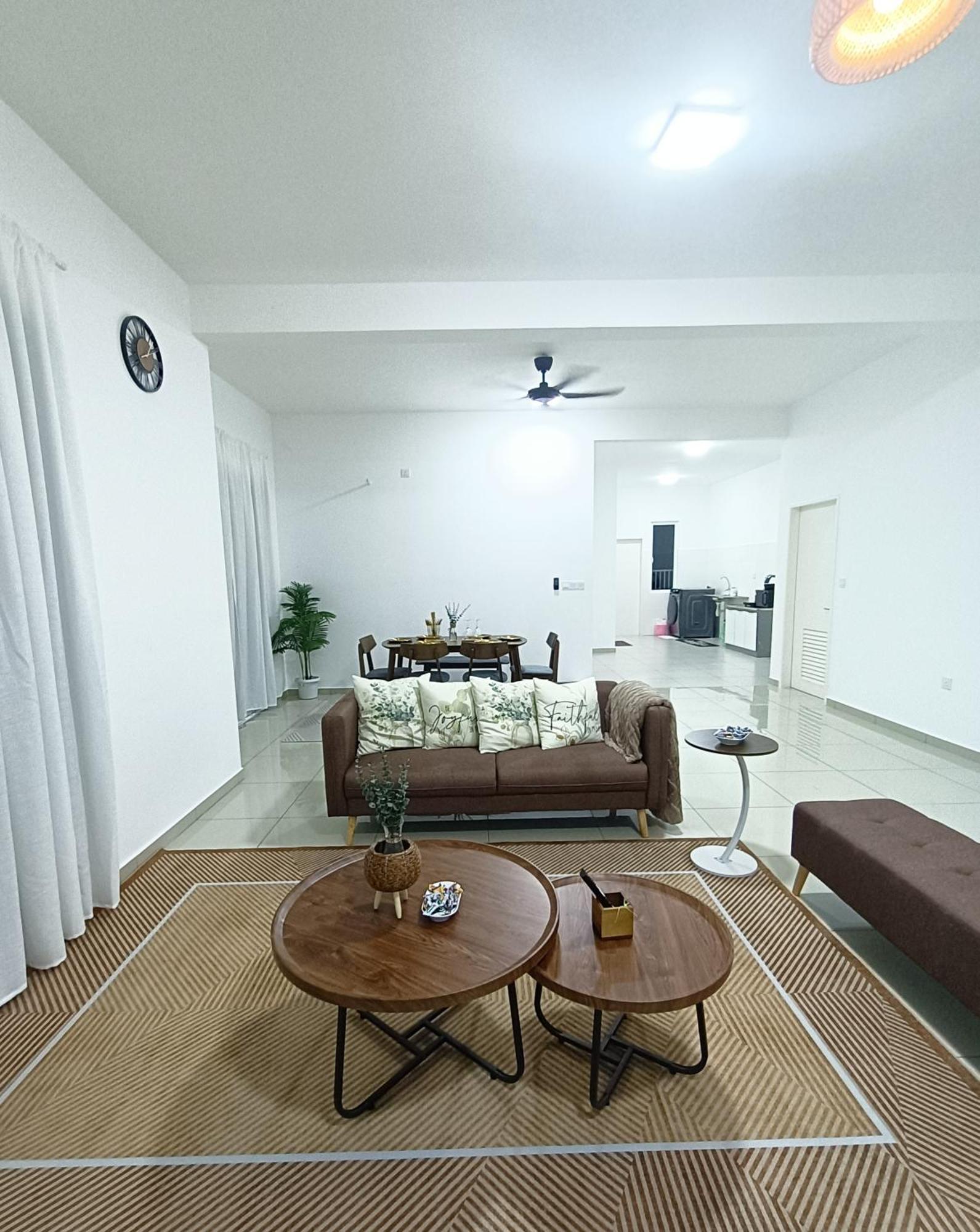 Bungavilla Resthouse Sendayan Port Dickson Esterno foto